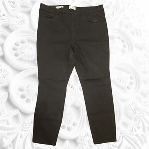 Universal Thread Women's Black Hi-Rise Skinny Jeans